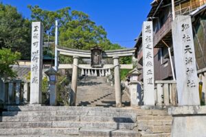 御袖天満宮　鳥居